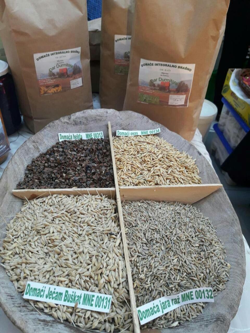 Organic Family Farm 호텔 자블야크 외부 사진
